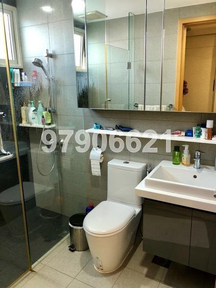 Vacanza @ East (D14), Condominium #168654272